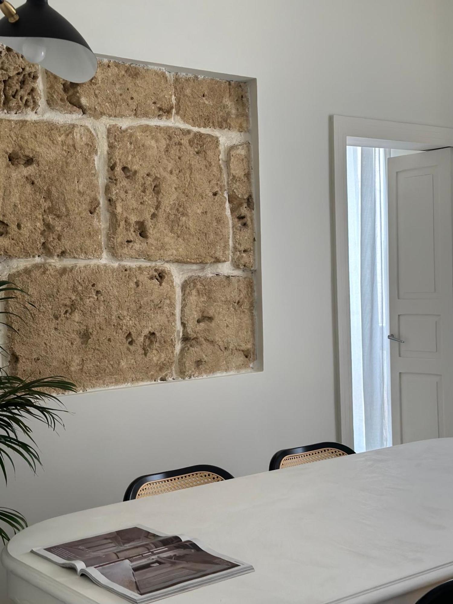 F Home Noto Extérieur photo