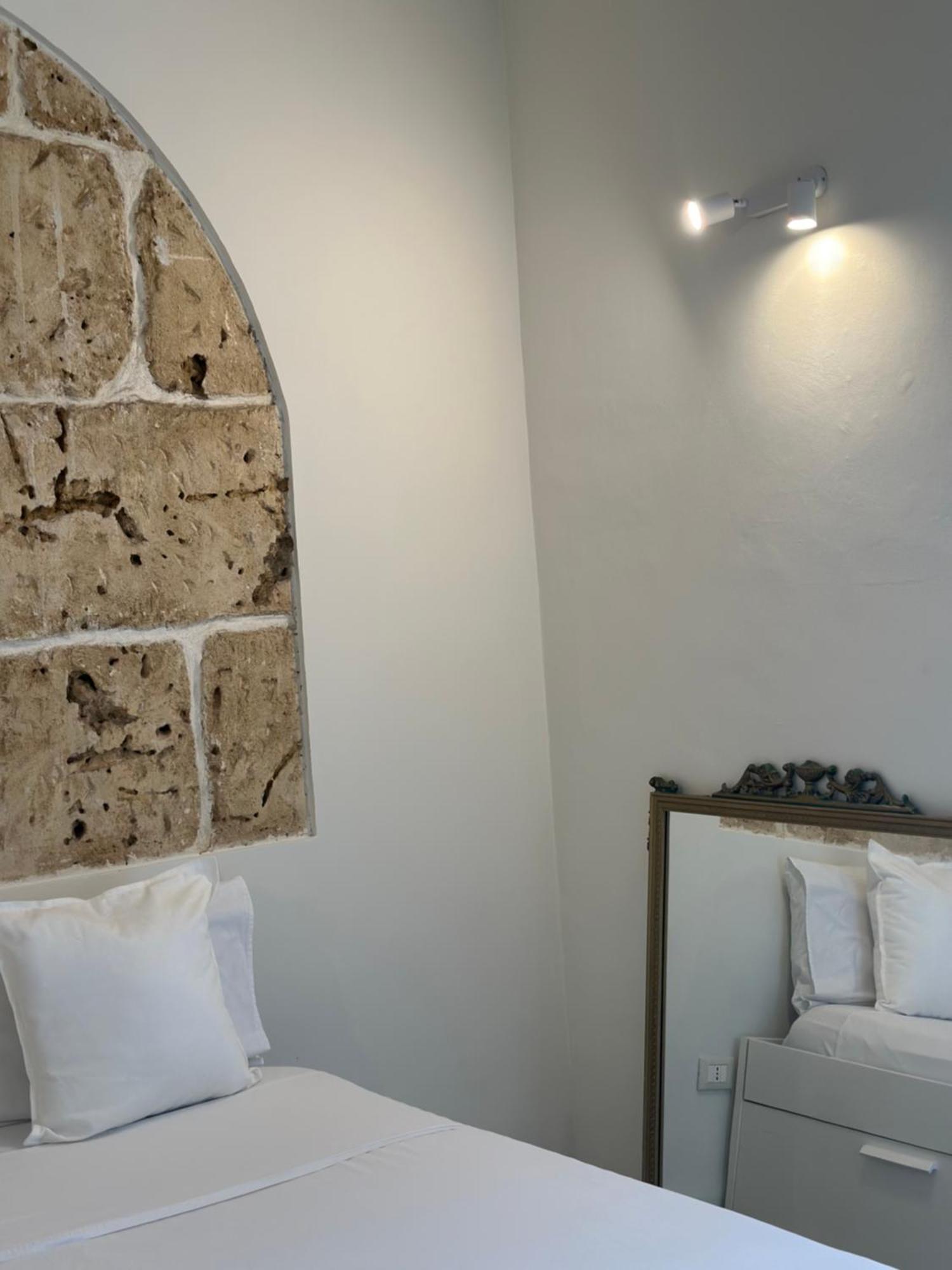 F Home Noto Extérieur photo