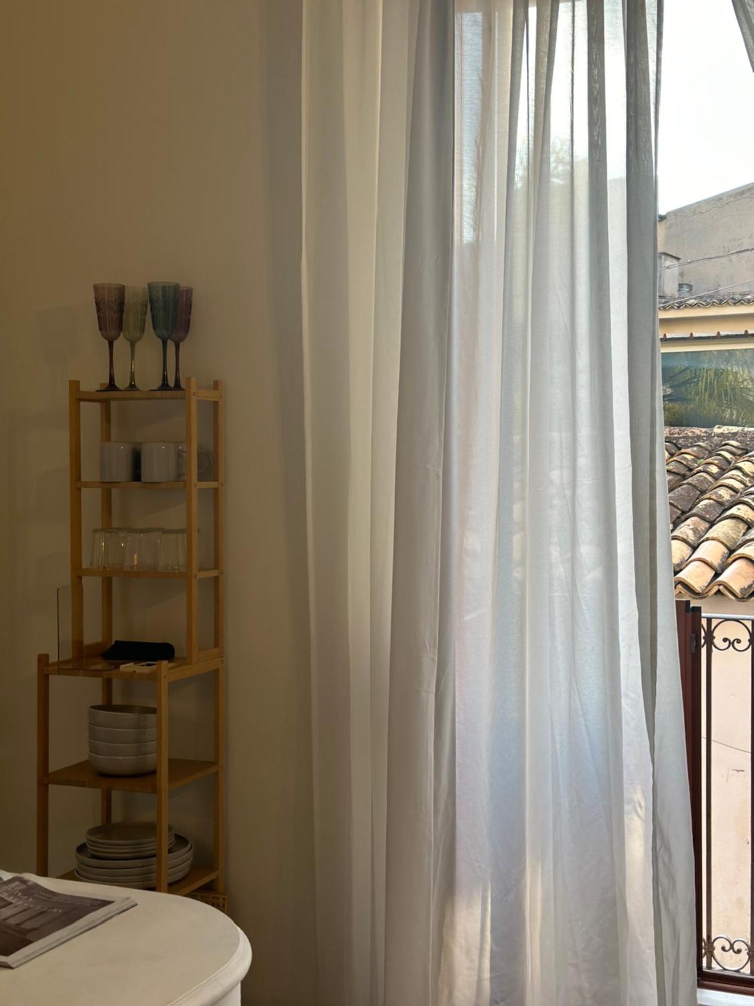 F Home Noto Extérieur photo